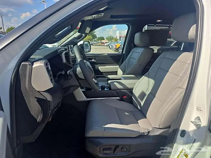 Toyota Sequoia Limited 5