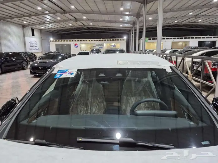 مرسيدس E200 اصفار 29
