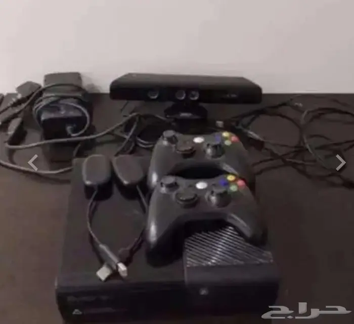 Xbox 360 with all the cables 0