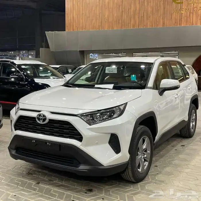 تويوتا راف فور LE بنزين بدون دبل 2025 اقساط فقط 4