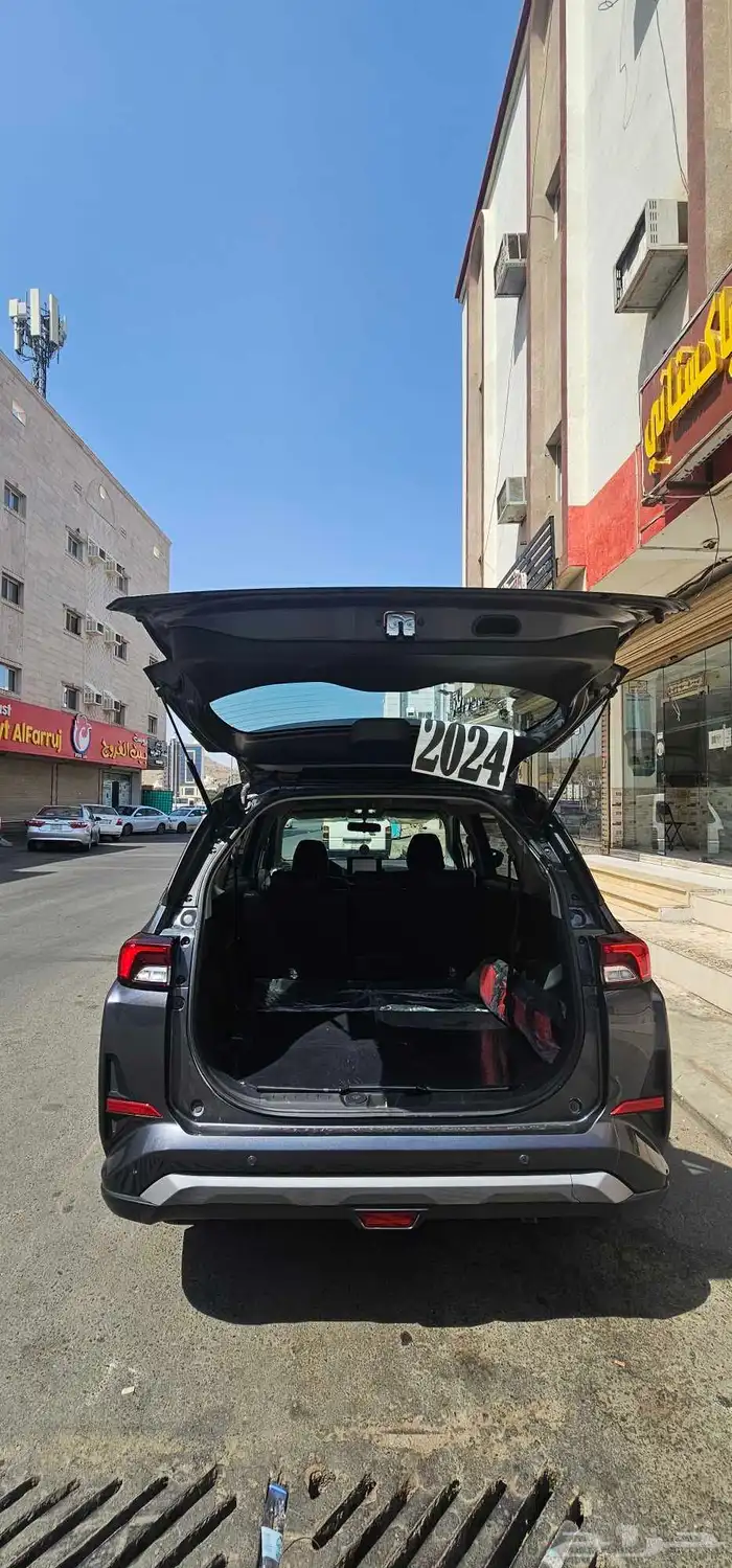 للبيع سيارة فيلوز 2024 6