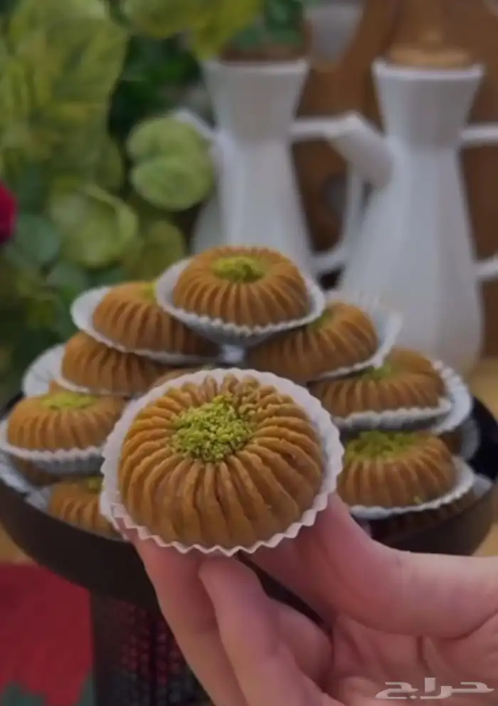 حلويات فاخرة من الاخير.. محشوة مكسرات .. فستق جوز لوز اكاجو 1