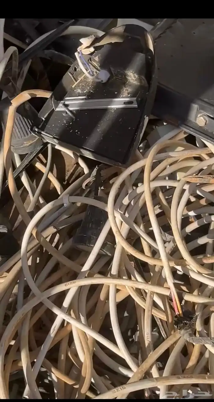 اسلاك كهرباء وكشفات صغيره وكبيره 2