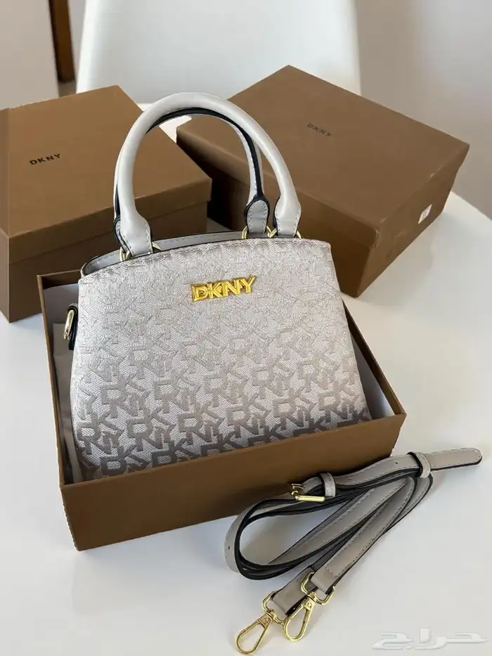 متجر_كاتشي شنطة نسائية من دكني بلون المشمش جلد 4