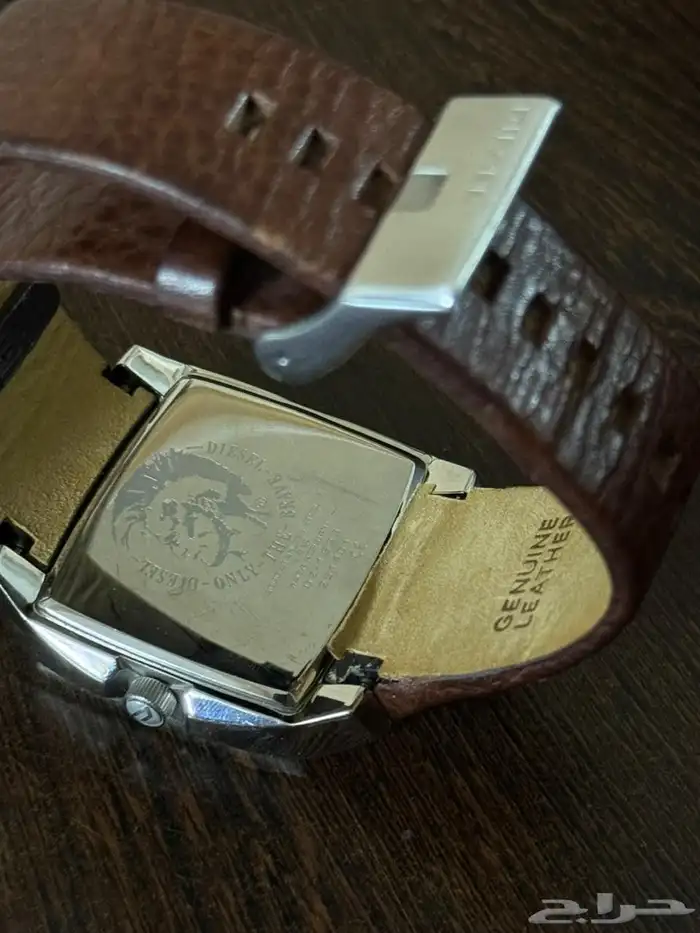 ساعة ديزيل أصلية 3