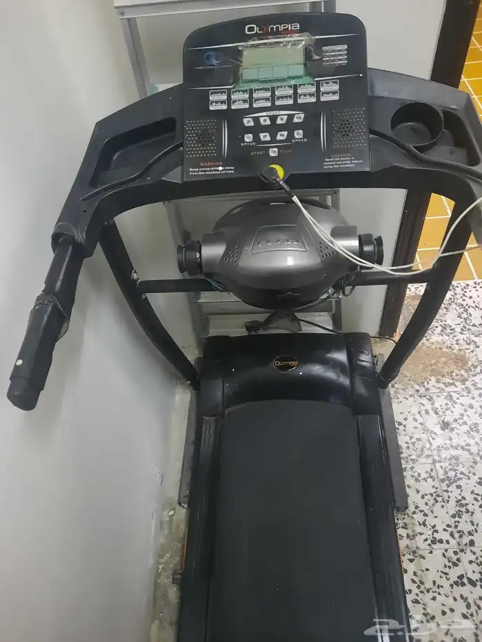 سير رياضي من شركه Olympia نظيف 0