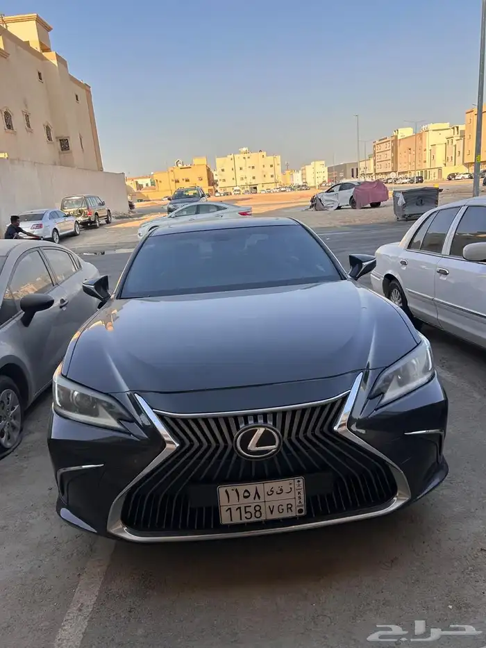 لكزس 2019 ES300 هايبرد 0