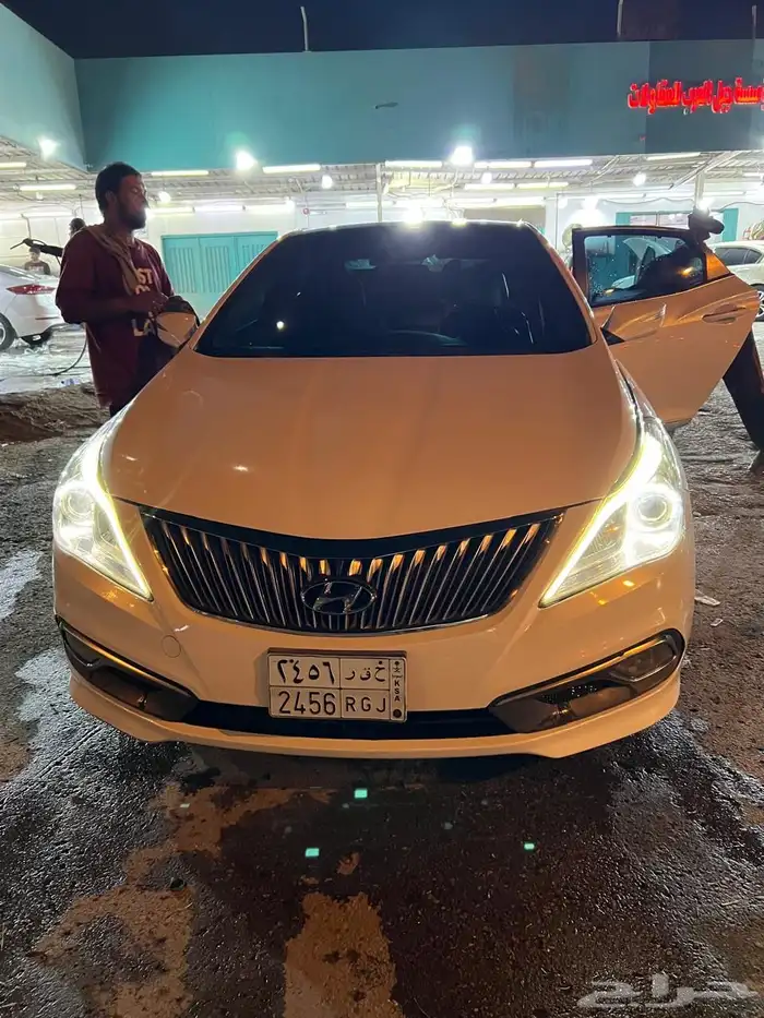 هونداي ازيرا 4 سلندر 8