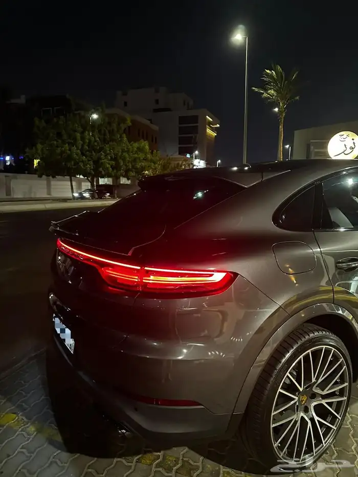 بورش كاين كوبيه شبه الجديد مخزن 2020 4