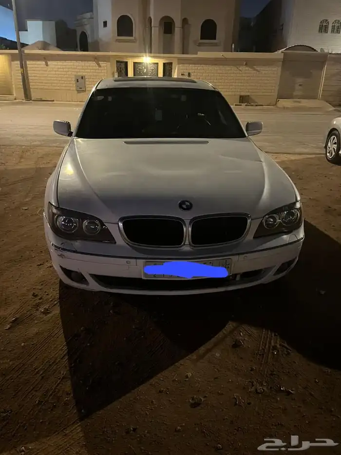 سيارة بي ام دبليو 6