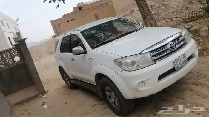 فورتشنر 2011 3