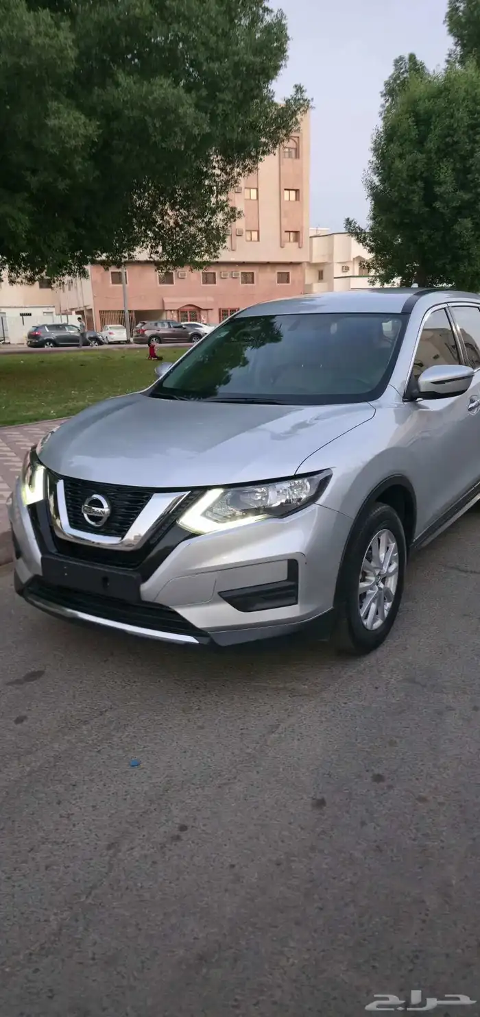 نيسان اكستريل 1