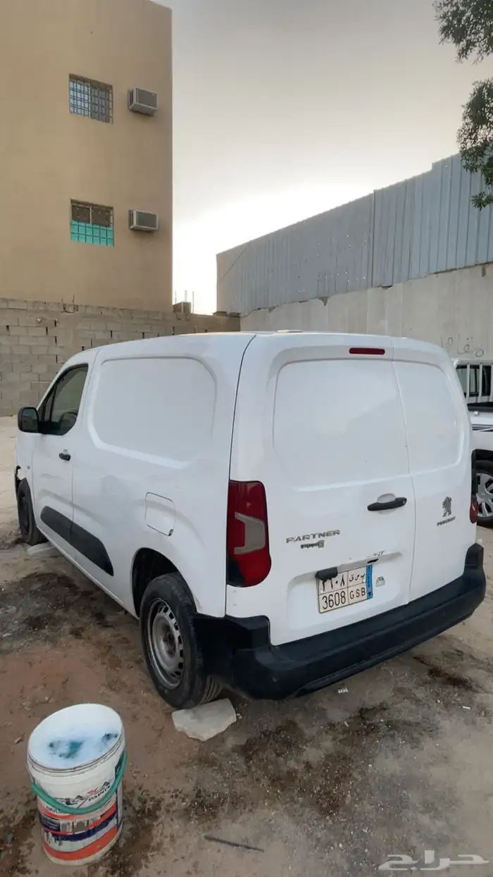 بيجو بارتنر لبيع تشليح فقط 2