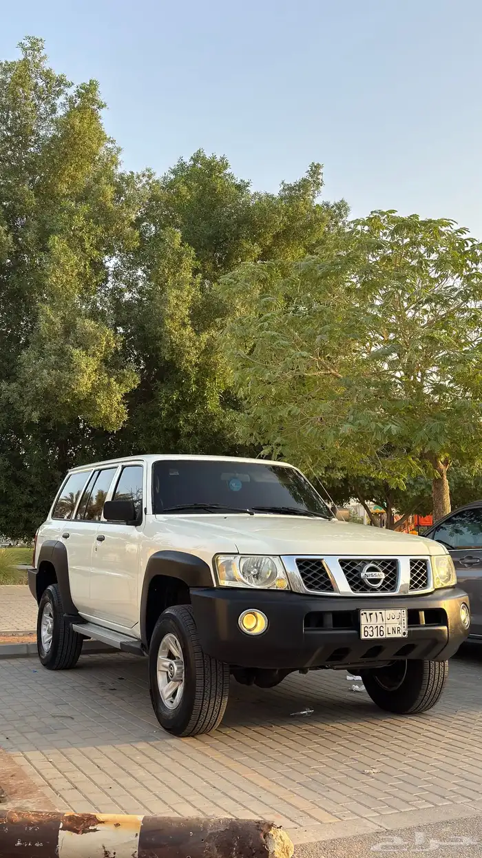 نيسان سفاري 2005 فئة s 3