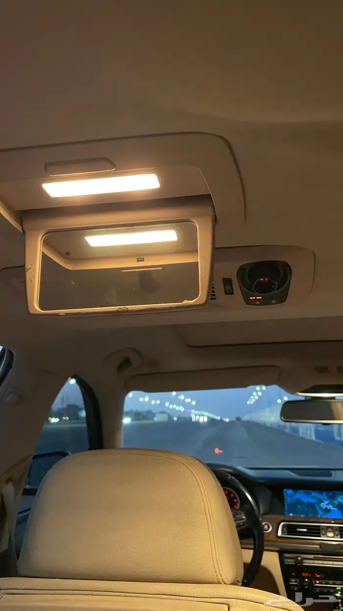 بي ام دبليو 750 Li 11