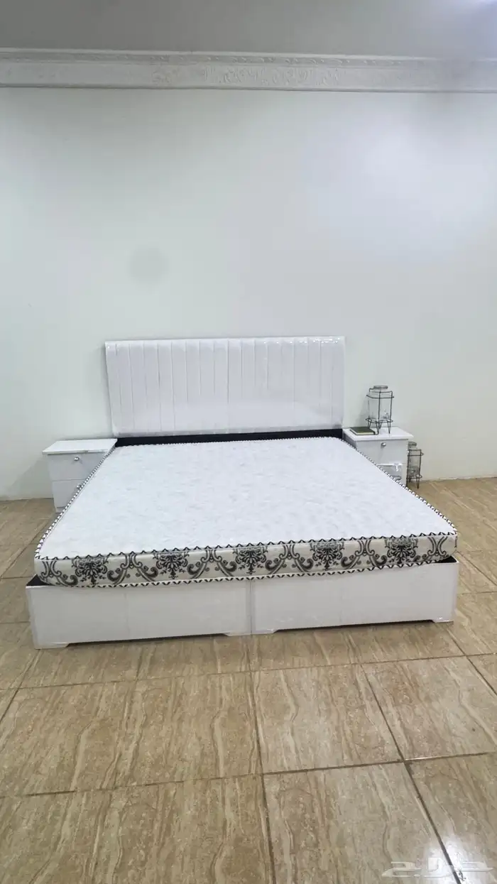 اثاث جديد السوم500 طراح طبي سرير 2كومدينة دولاب كبير 3باب 0