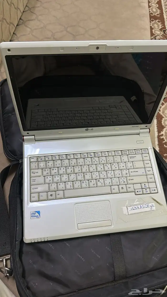 للبيع لابتوب LG 0