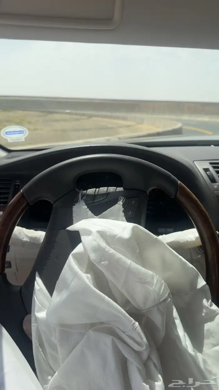 لكزس LS460L 19