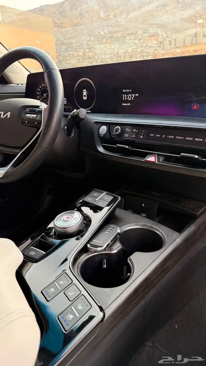 كيا K8 2022 ( بنزين) v6 فل كامل بحالة الوكالة 18