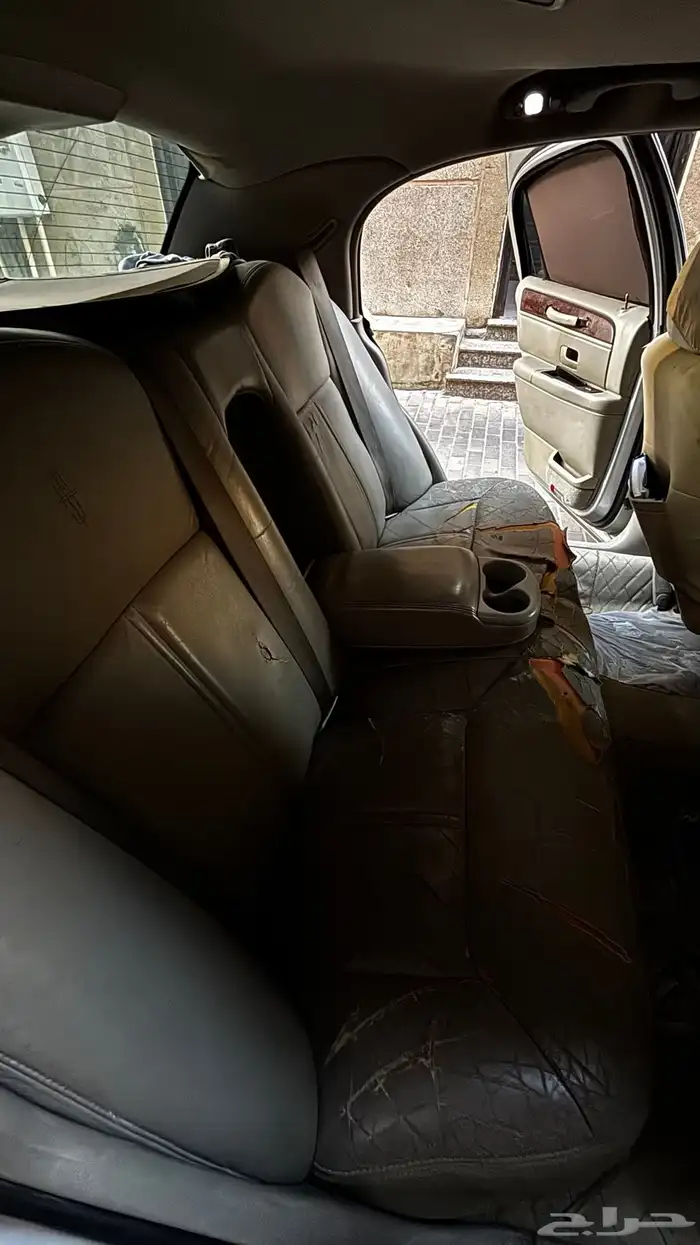 لينكون تاون كار 2005 30