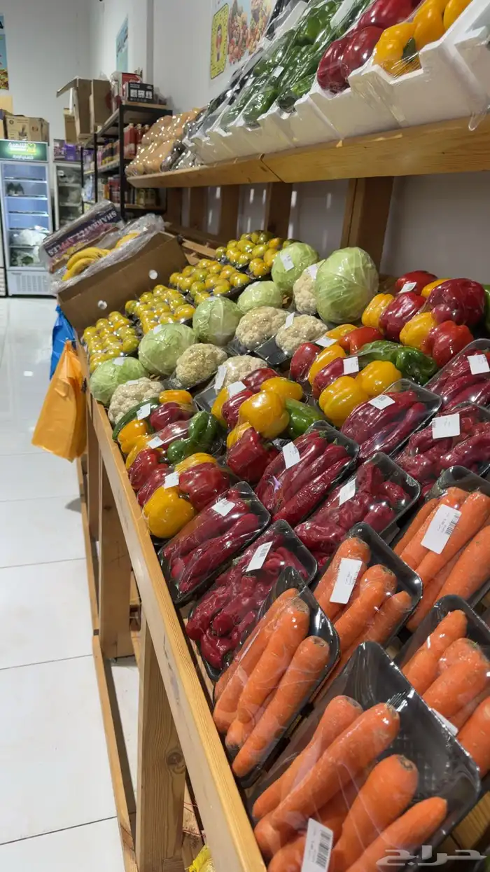 محل خضار وفواكه ومواد غذائية للبيع 10