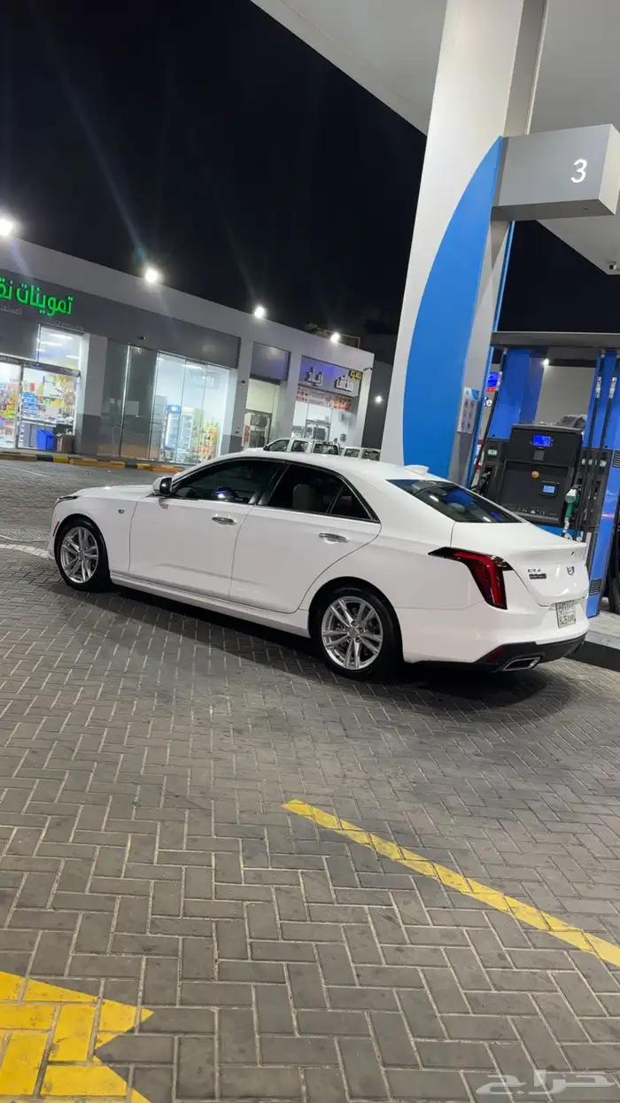 كاديلاك CT4 2021 17