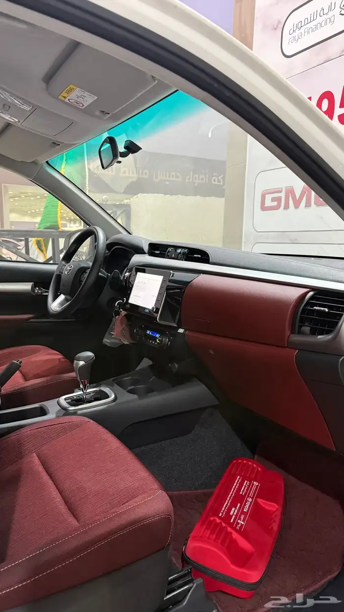 تويوتا هايلكس 2025 فل كامل بنزين قير تماتيك وارد الساير 8