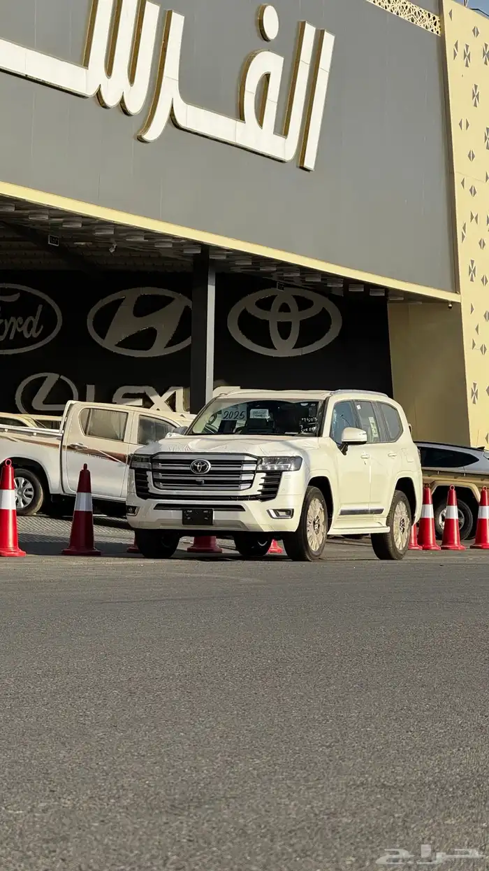 تويوتا لاندكروزر GXR L3 رادار سعودي 2025 - 302.500 1