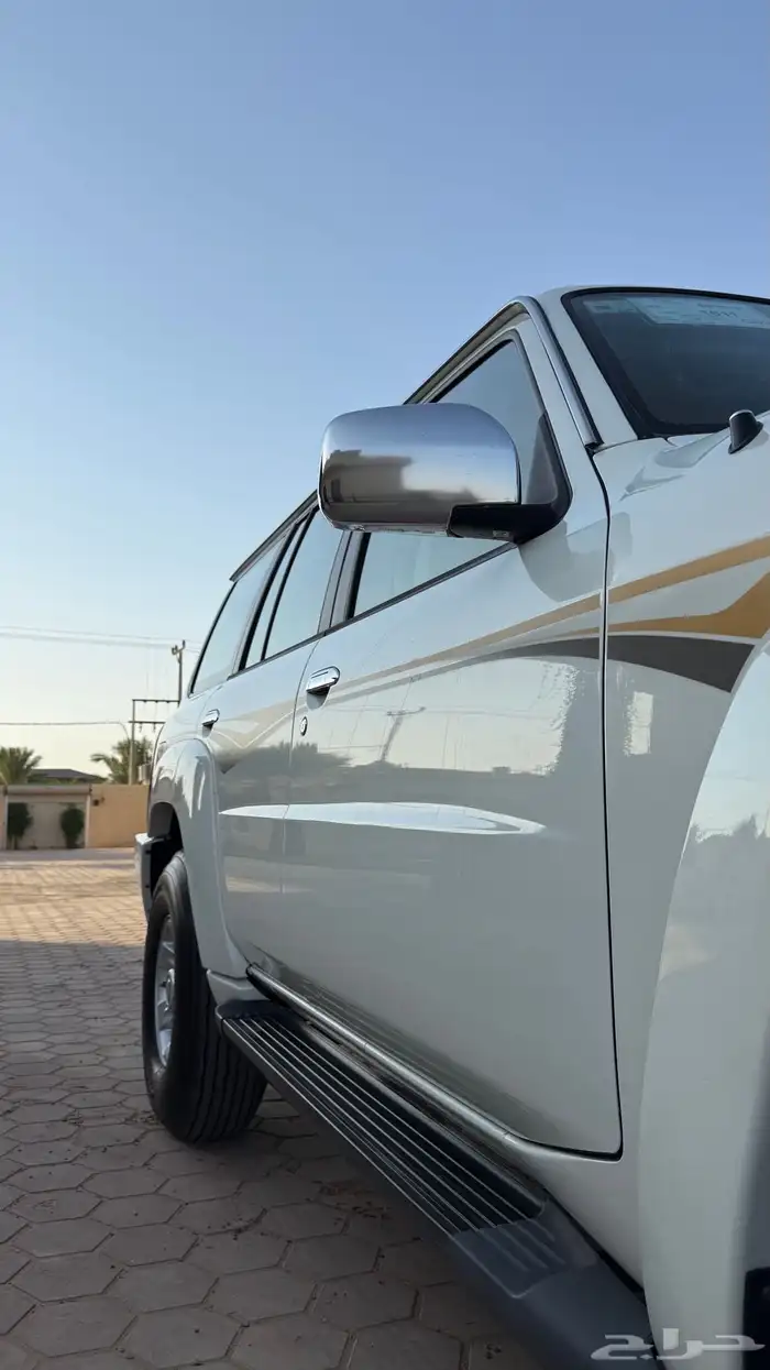 فتك باترول سفاري 2009 لؤلؤي داخلي بيج 41