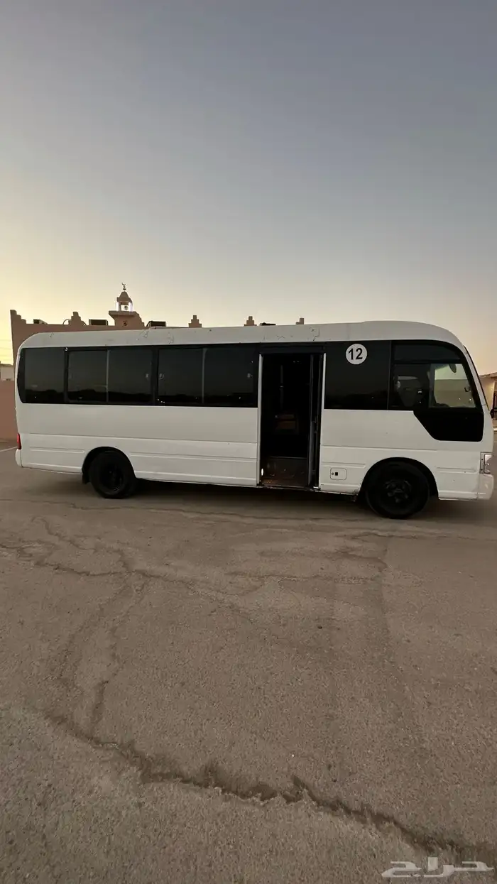 للبيع باص كوستر ديزل 30 راكب هونداي كاونتي 2
