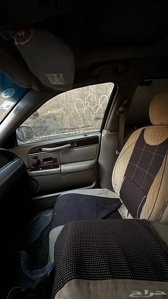 لينكون تاون كار 2005 35