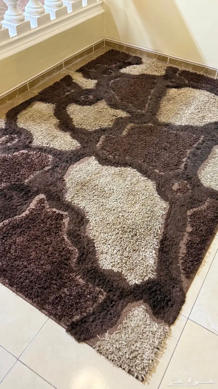 اثاث استعمال نظيف للبيع(ستاير-كنب-دولاب-ثريا-مرايا-سجاد) 11