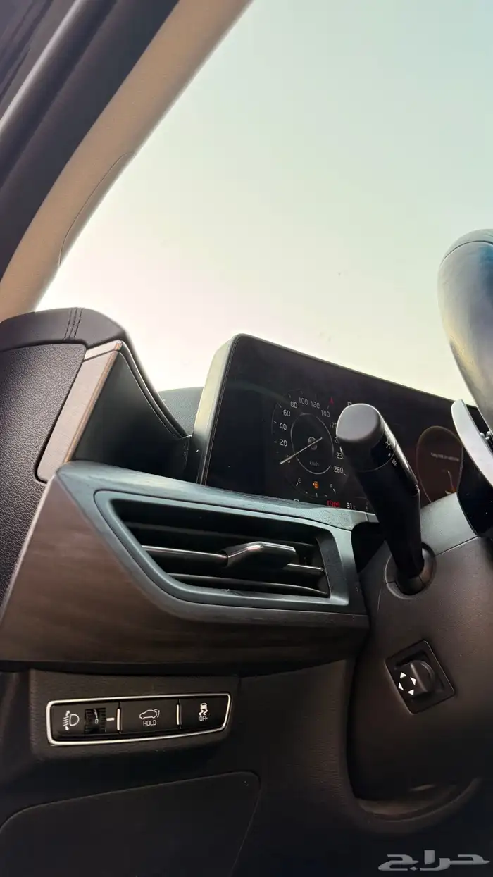 كيا K8 2022 ( بنزين) v6 فل كامل بحالة الوكالة 8