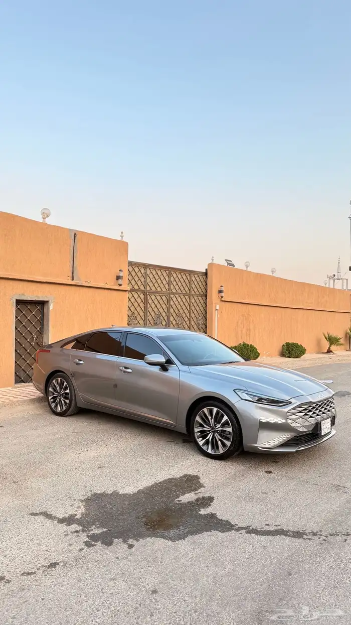 كيا K8 2022 ( بنزين) بحالة الوكالة 1