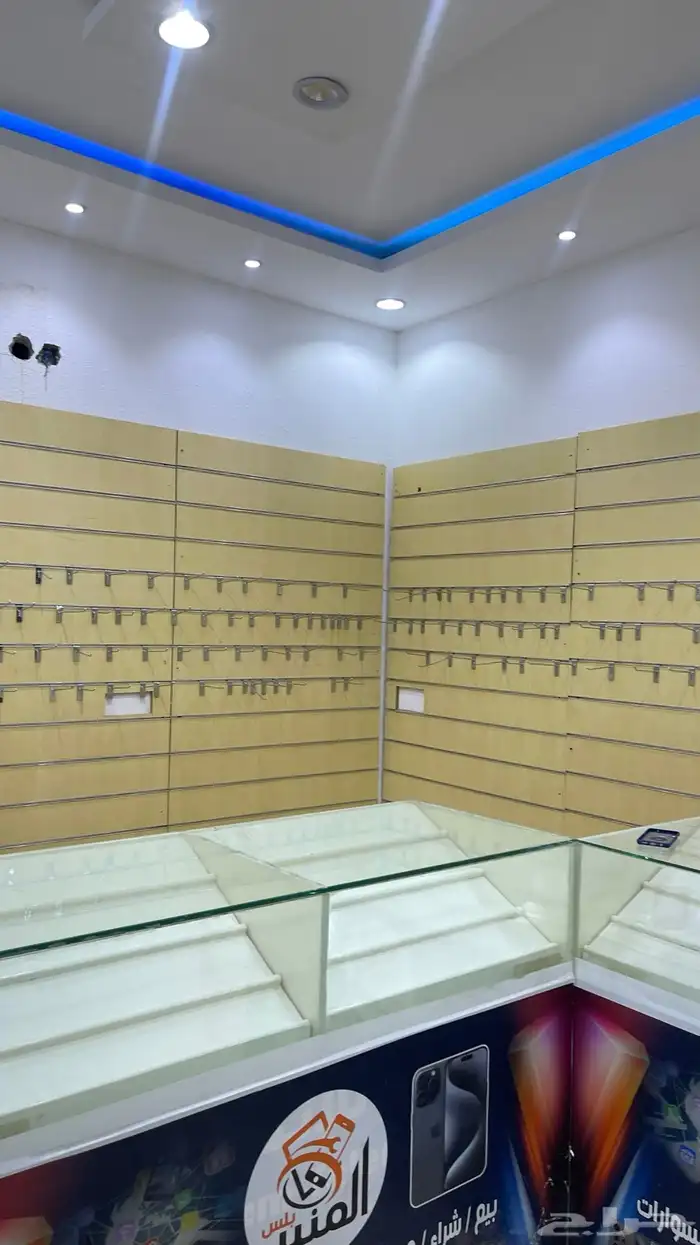 محل جوالات للتقبيل. 7