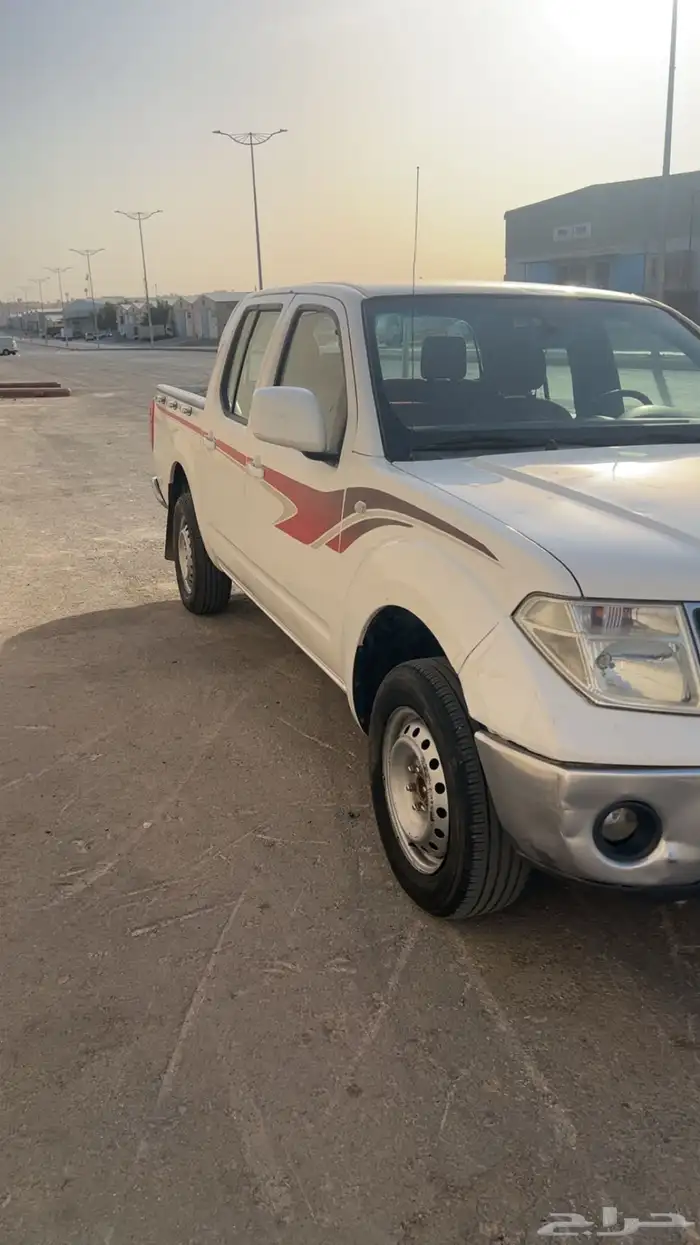نيسان نيفارا 1