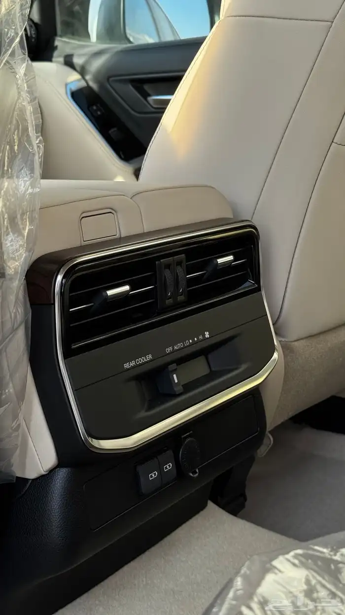 تويوتا لاندكروزر GXR L4 رادار 2025 سعودي - 325.500 16