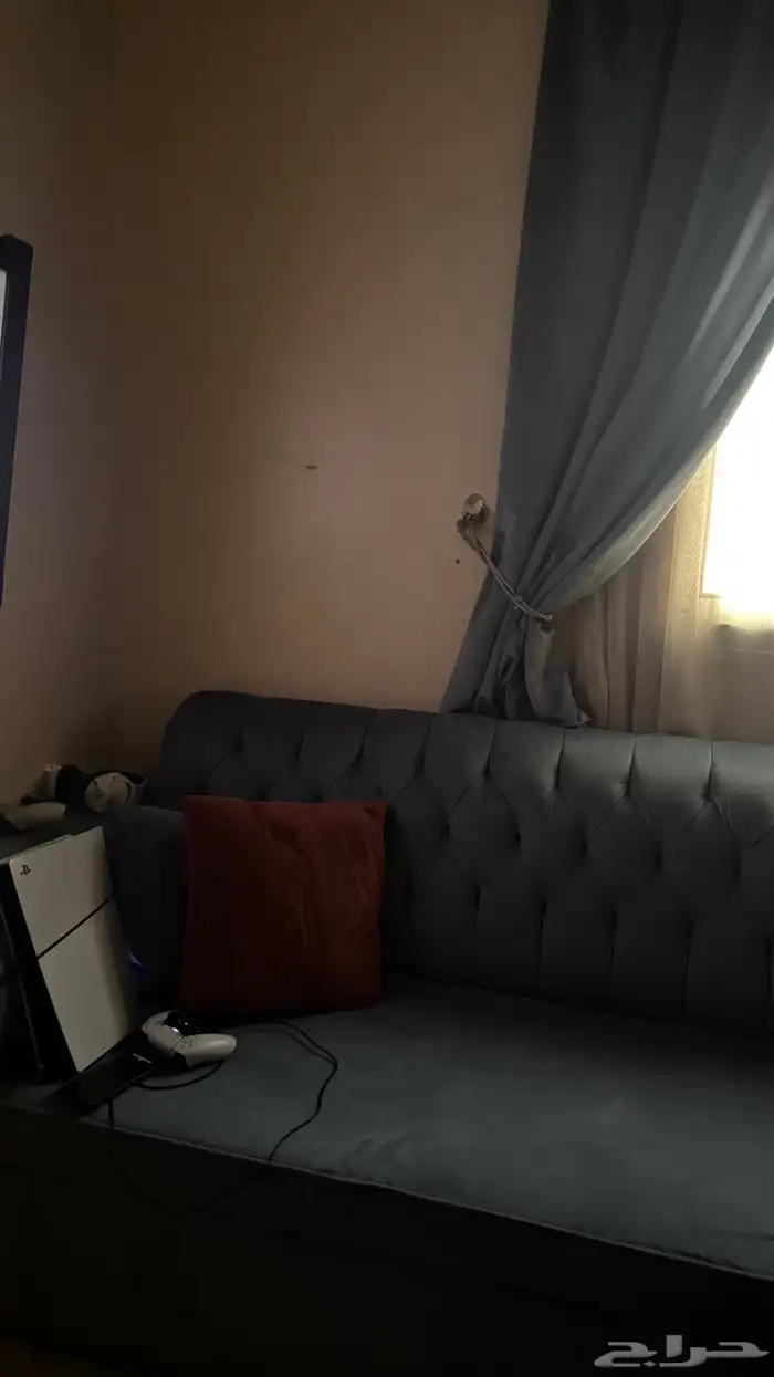 كنب بحالة جيده جدا 2