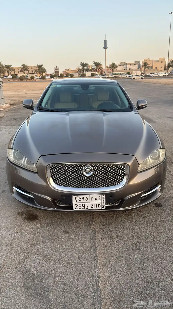 جاكور XJL 2011 2