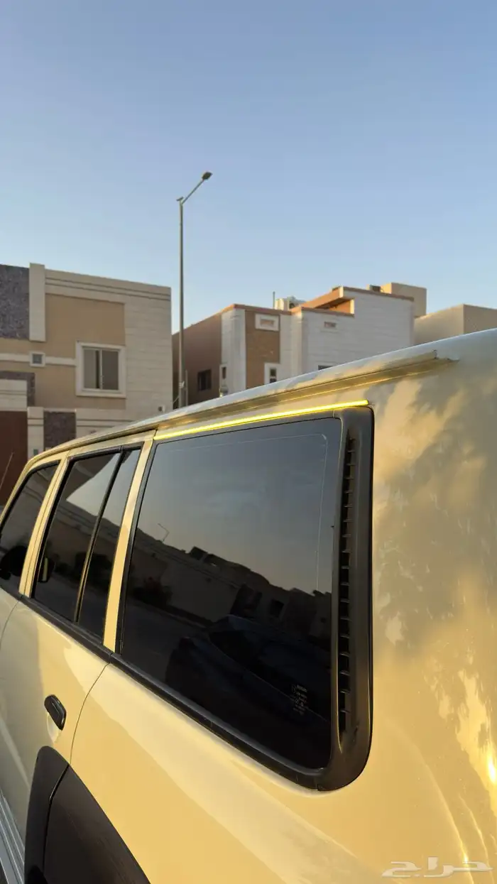 نيسان سفاري 2005 فئة s 10