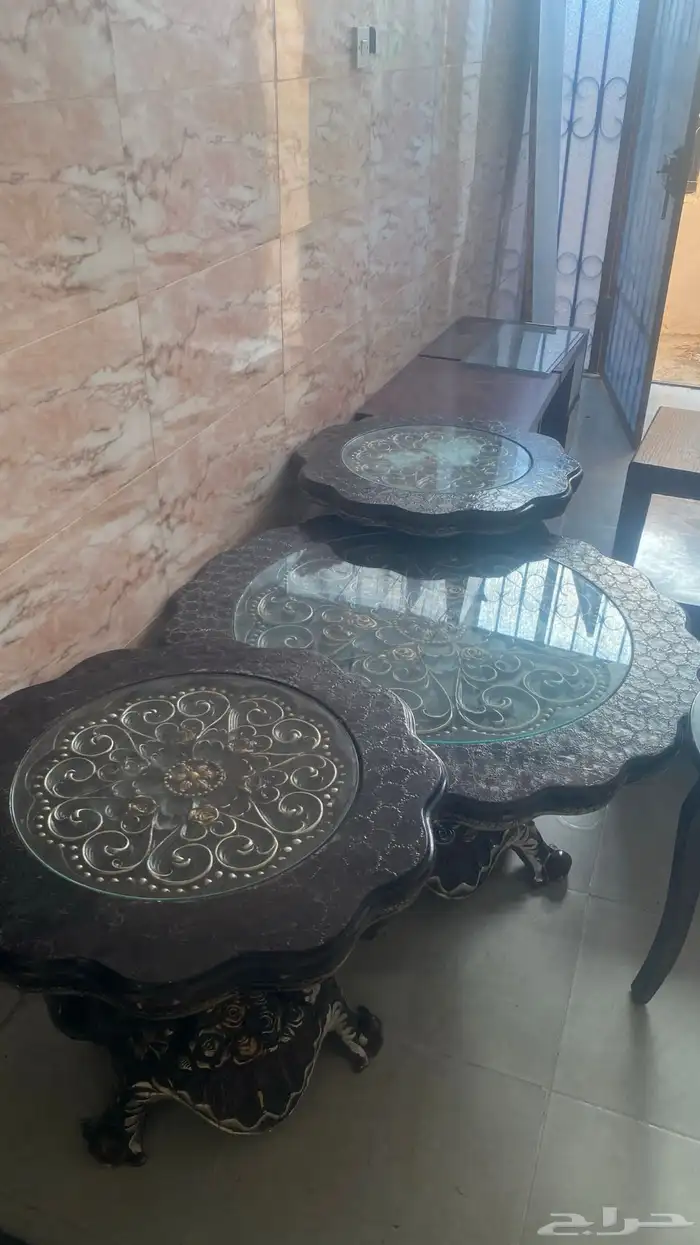 طاولة خشب 1