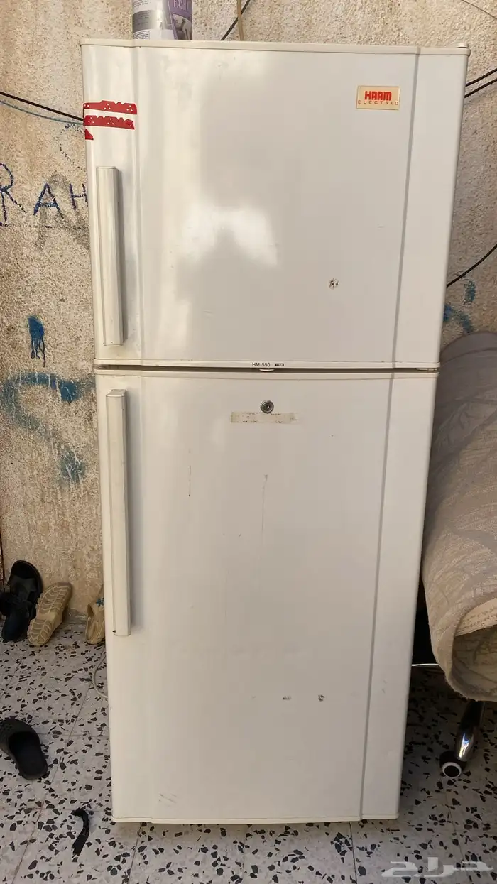ثلاجة الصغيره 110والكبيره 220 والمكيف يبغى له فريون فقط 0