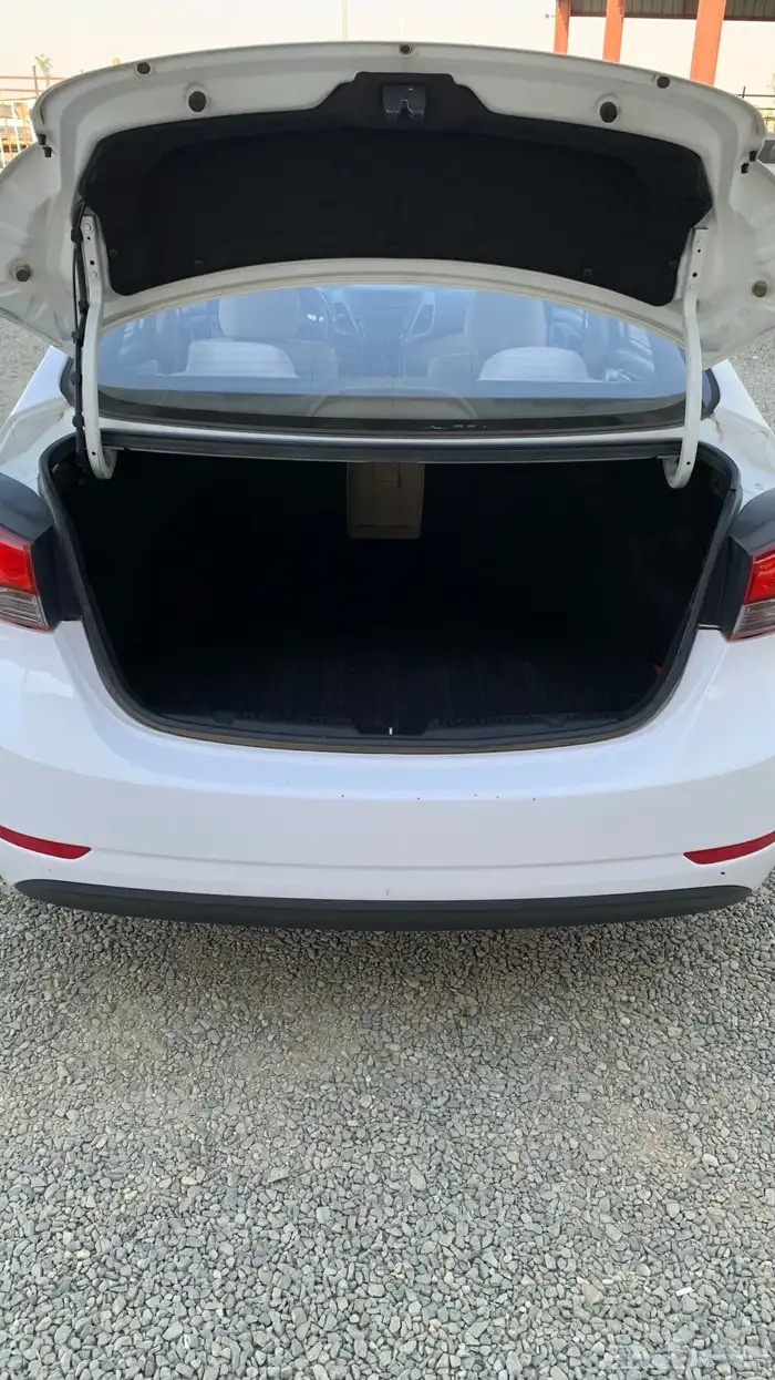 هيونداي الانترا 7