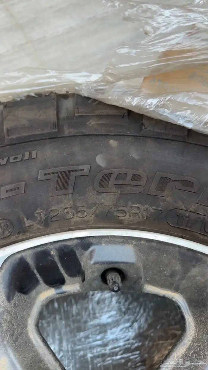 جنوط وكفرات رانجلر - BF Godrich -255 75 17 2