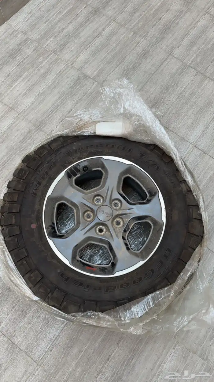 جنوط وكفرات رانجلر - BF Godrich -255 75 17 3