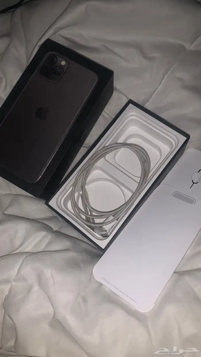 ايفون 11 pro للبيع 0