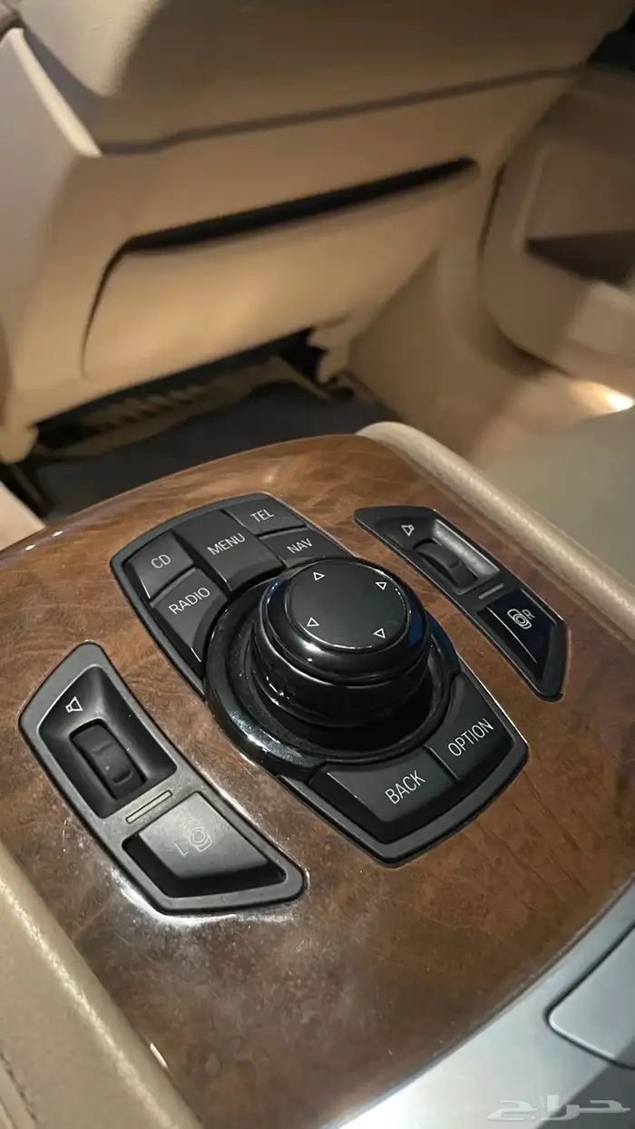 بي ام دبليو 750 Li 12