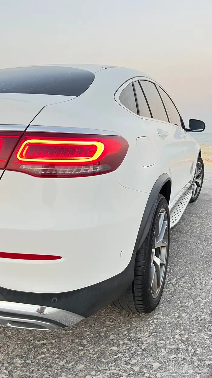 مرسيدس GLC300 موديل 2020 15