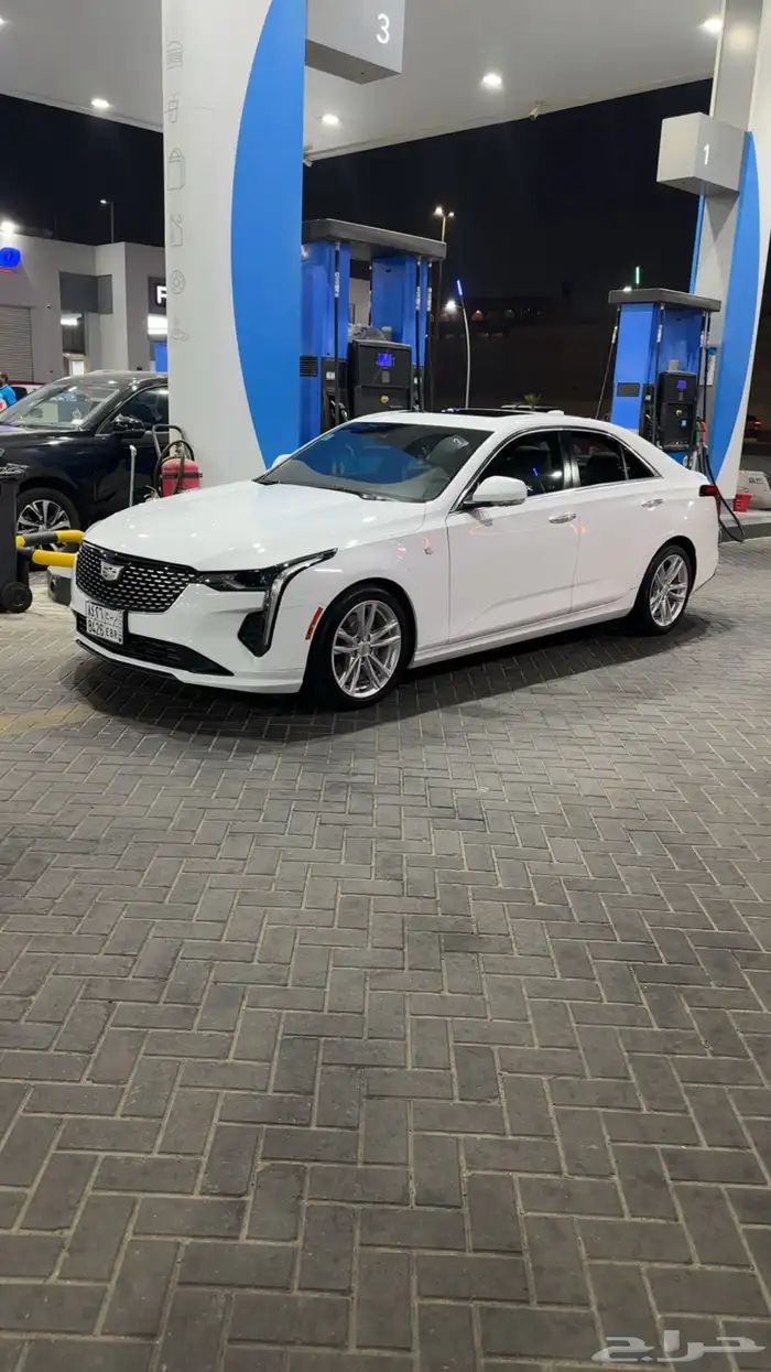 كاديلاك CT4 2021 14