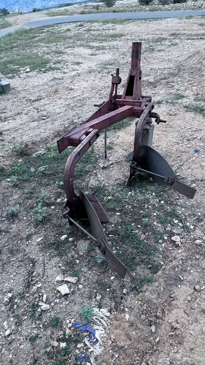 صاروخ حراثه انجليزي قديم 2